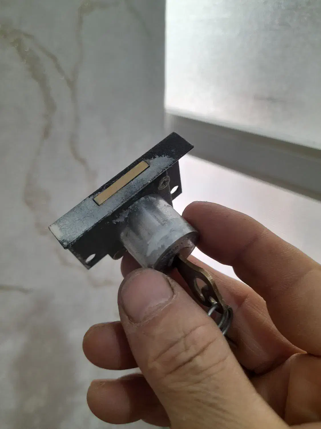 قفل کمد|جاکفشی، کمد، دراور|تبریز, |دیوار