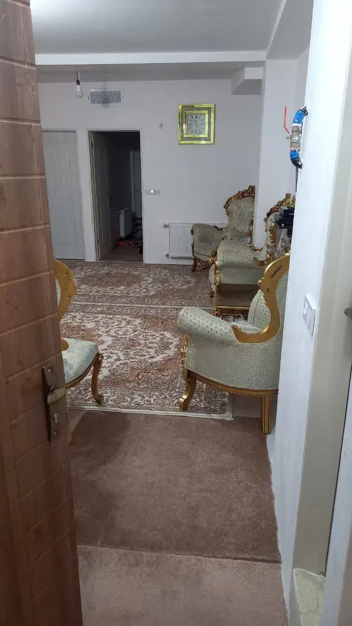 رهن کامل آپارتمان زیبا و تمیز حصارک بالا|اجارهٔ آپارتمان|کرج, حصارک بالا|دیوار