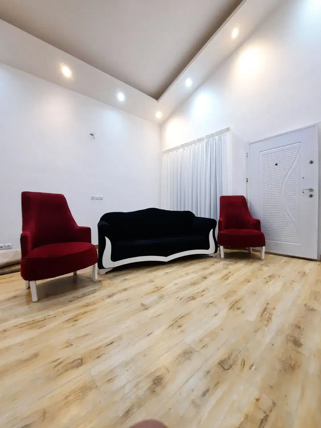 ی دست مبل|مبلمان خانگی و میز عسلی|قائمشهر, |دیوار