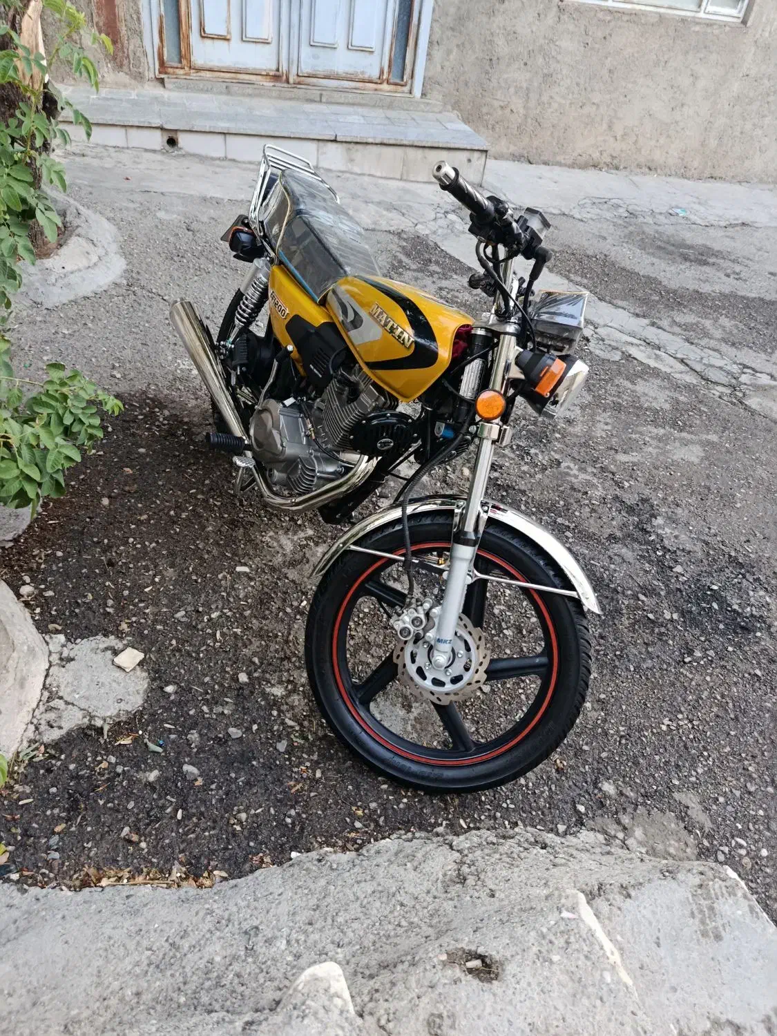 متین200. 1404|موتورسیکلت|دورود, |دیوار