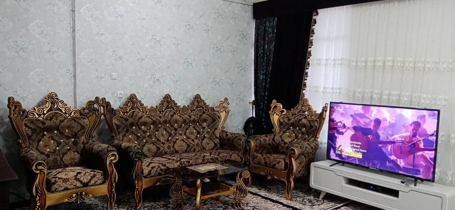 مبل 7 نفره سلطنتی|مبلمان خانگی و میز عسلی|مریوان, |دیوار