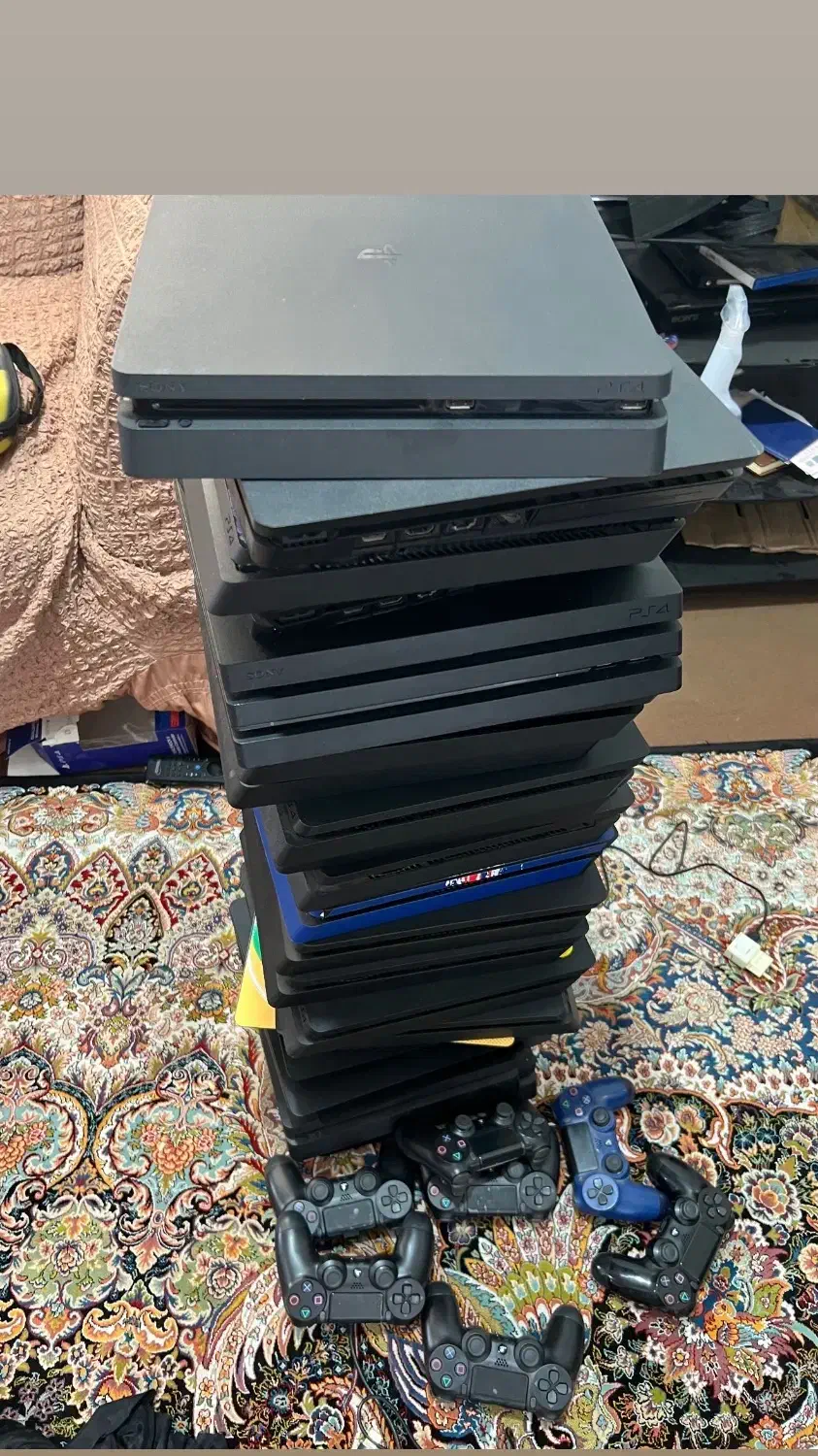 پلی استیشن4کارکرده درحد در تعداد با یکسال گارانتی|کنسول، بازی ویدئویی و آنلاین|آمل, |دیوار
