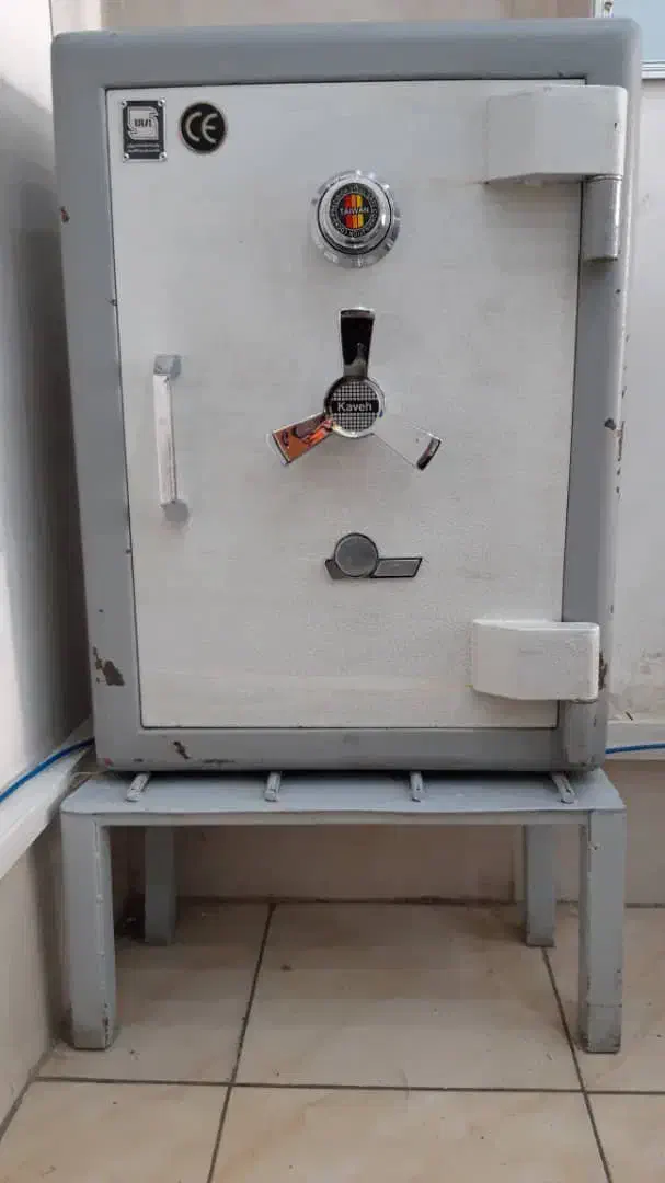 گاو صندوق کاوه مدل ۵۵۰ رمزدار|دفتر کار|تاکستان, |دیوار