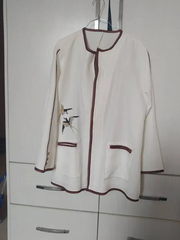 لباس|لباس|رامسر, |دیوار