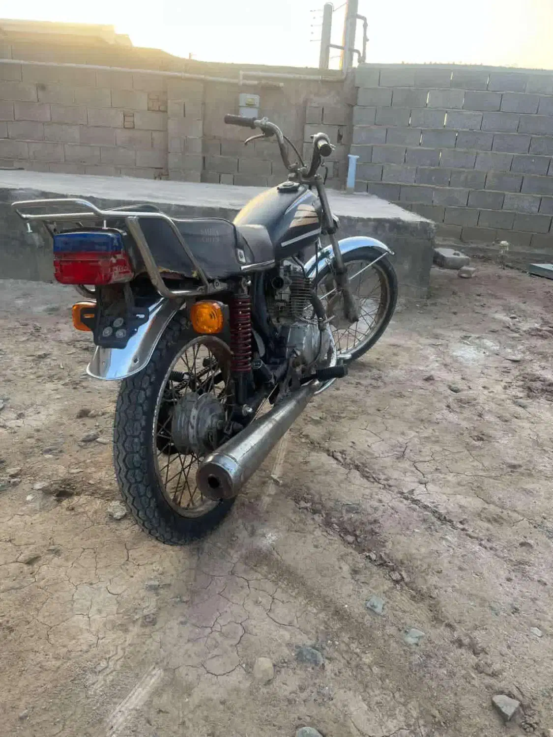 هندا 150 خشک|موتورسیکلت|گمیشان, |دیوار