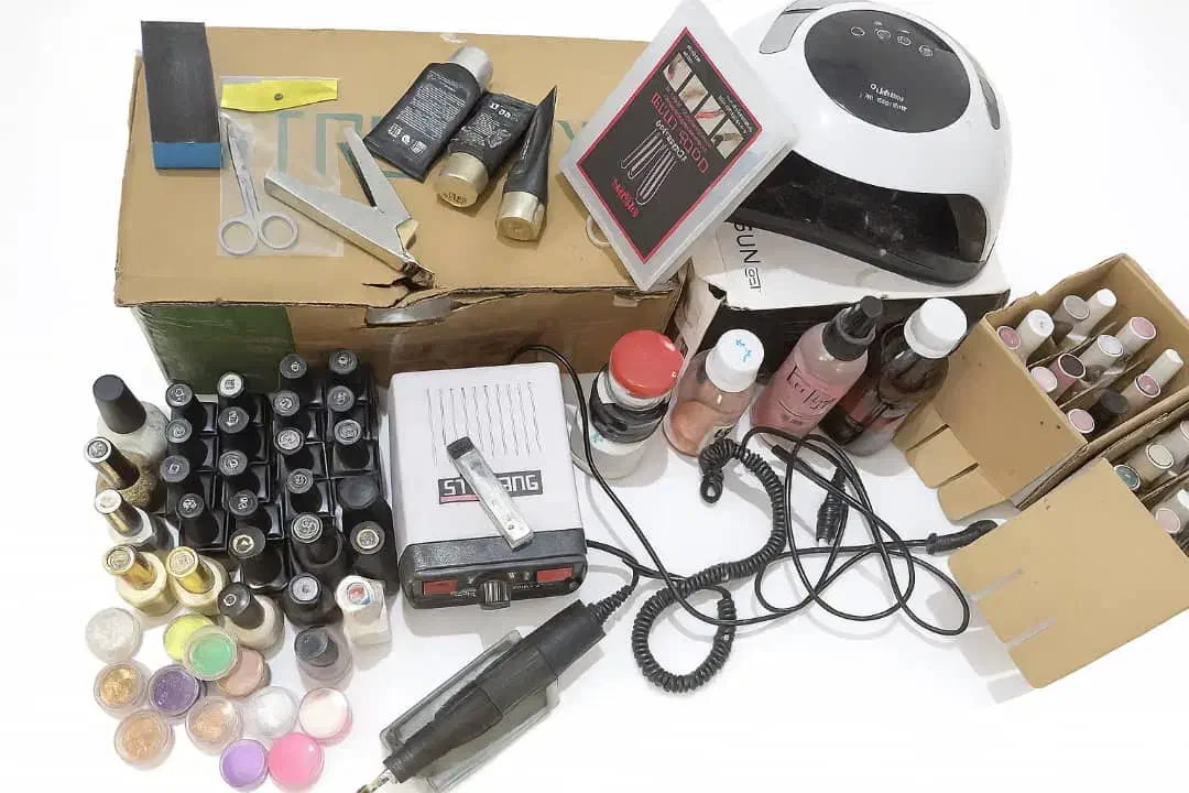 دستگاه کاشت ناخن|آرایشی، بهداشتی، درمانی|اسدآباد, |دیوار