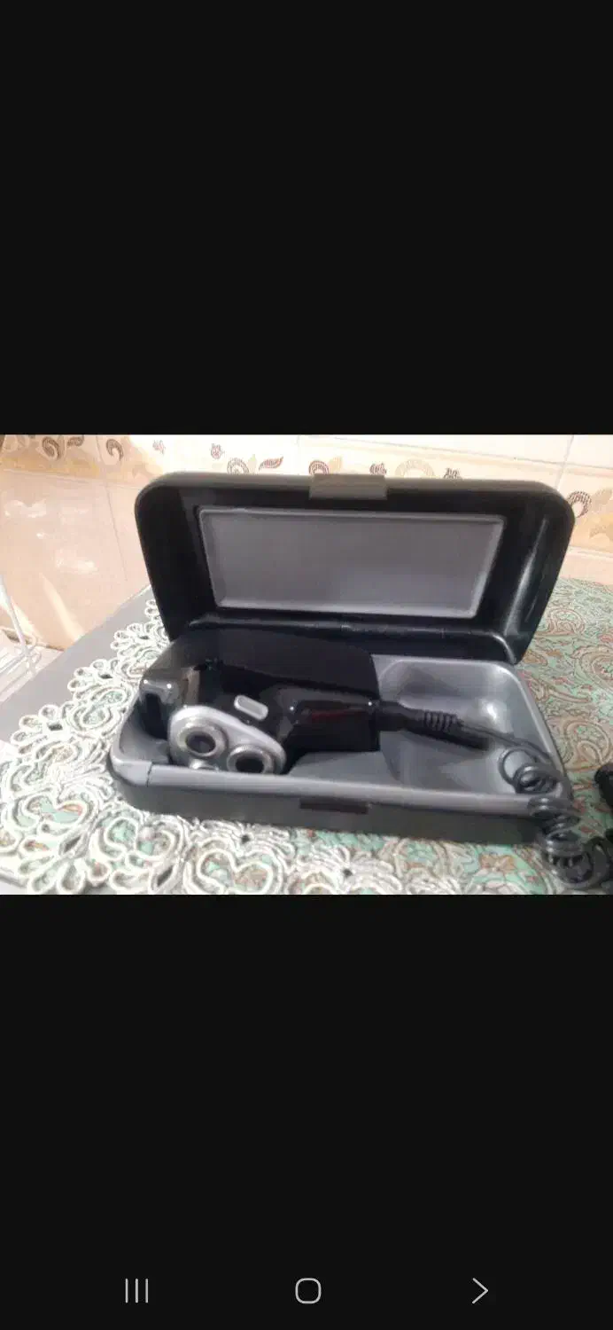 ریش تراش سه تیغ|آرایشی، بهداشتی، درمانی|اندیشه, اندیشه فاز ۱|دیوار