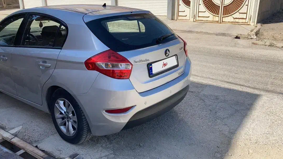 برلیانس h320مدل ۱۳۹۶ برج ۱۱|خودرو سواری و وانت|خرمآباد, |دیوار