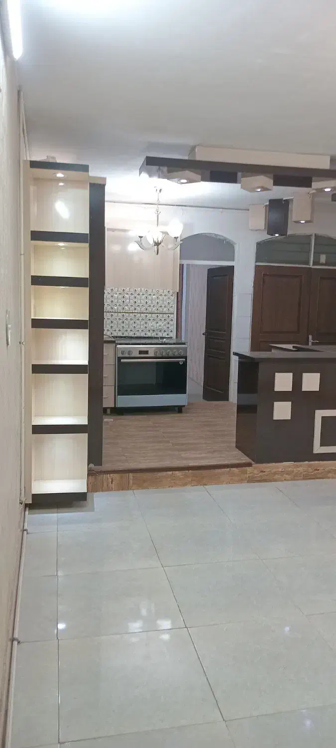 اپارتمان طبقه اول فروشی و رهن داده میشود|فروش آپارتمان|مشهد, حضرت حجت|دیوار