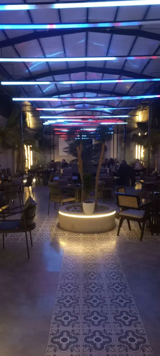 آشپز|استخدام خدمات فروشگاه و رستوران|مشهد, ویلاشهر|دیوار