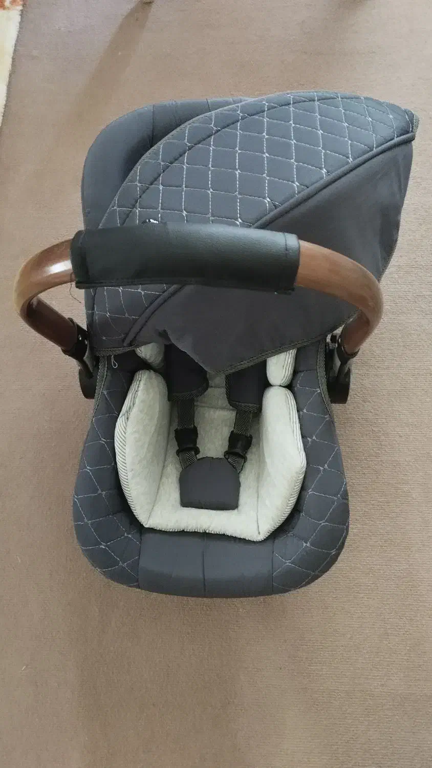 کریر نو|کالسکه و لوازم جانبی|ارومیه, |دیوار