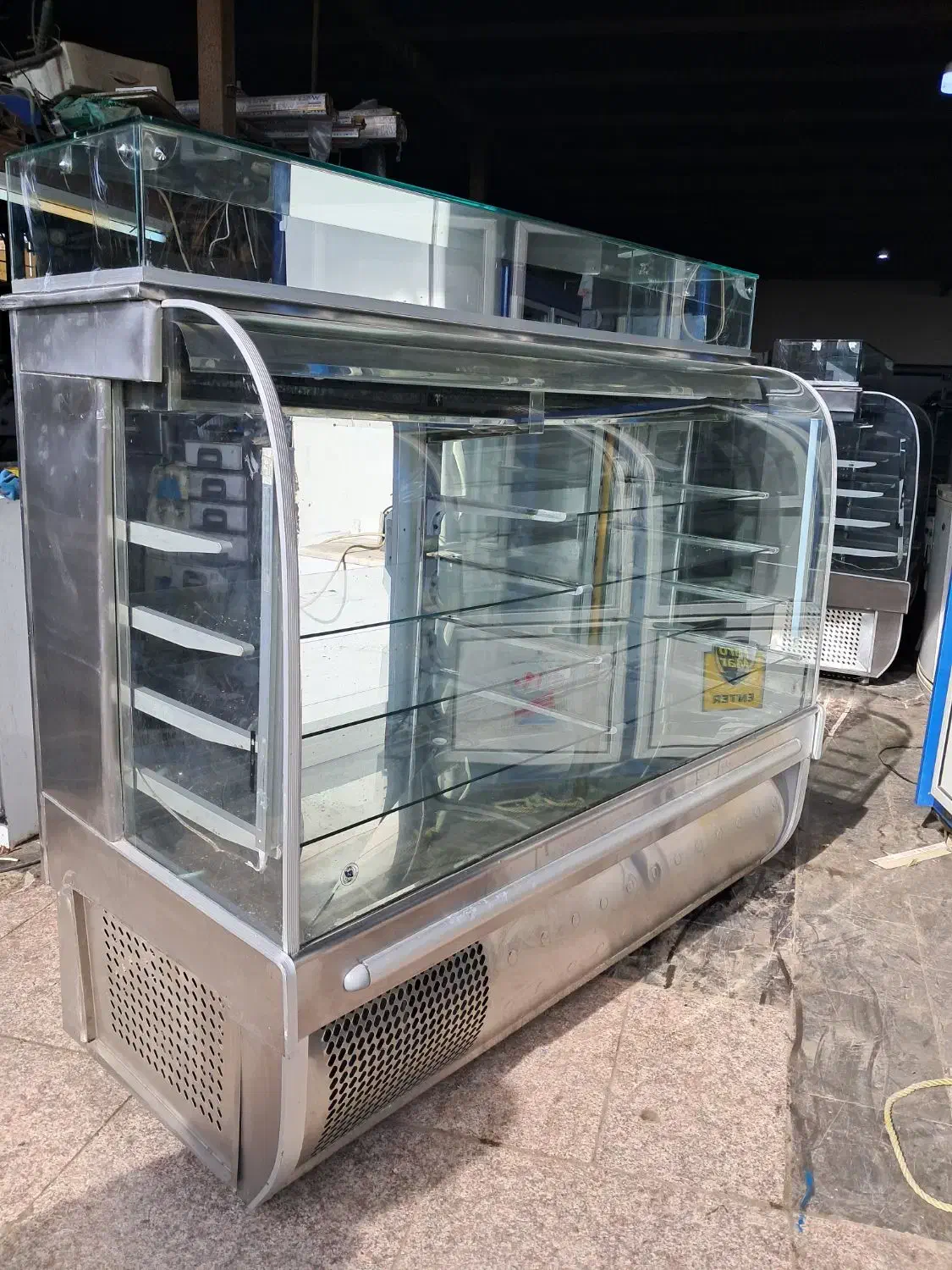 یخچال مکعبی ۲ متری فریدونی|فروشگاه و مغازه|صباشهر, |دیوار