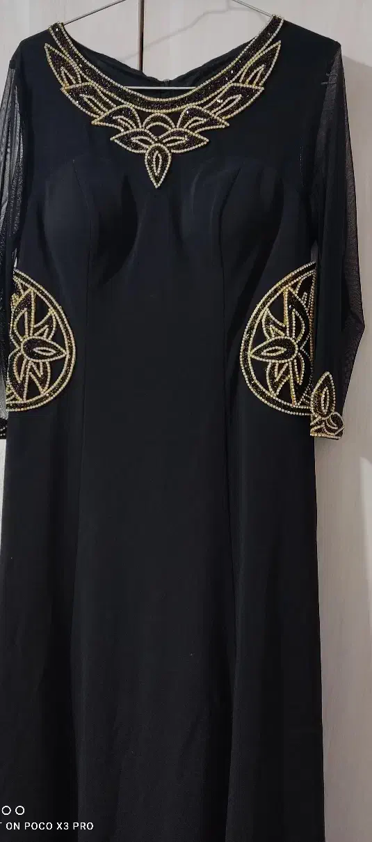 لباس شب|لباس|خاوران, |دیوار