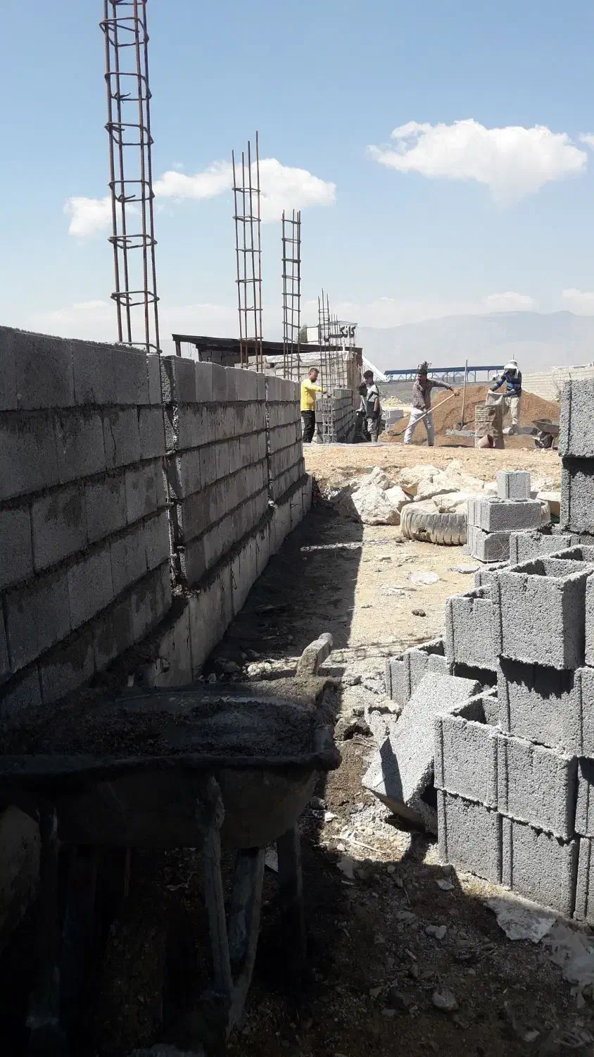 آرماتوربندی فونداسیون سوله گچی سلطان اباد|خدمات پیشه و مهارت|شیراز, شهرک گلها|دیوار