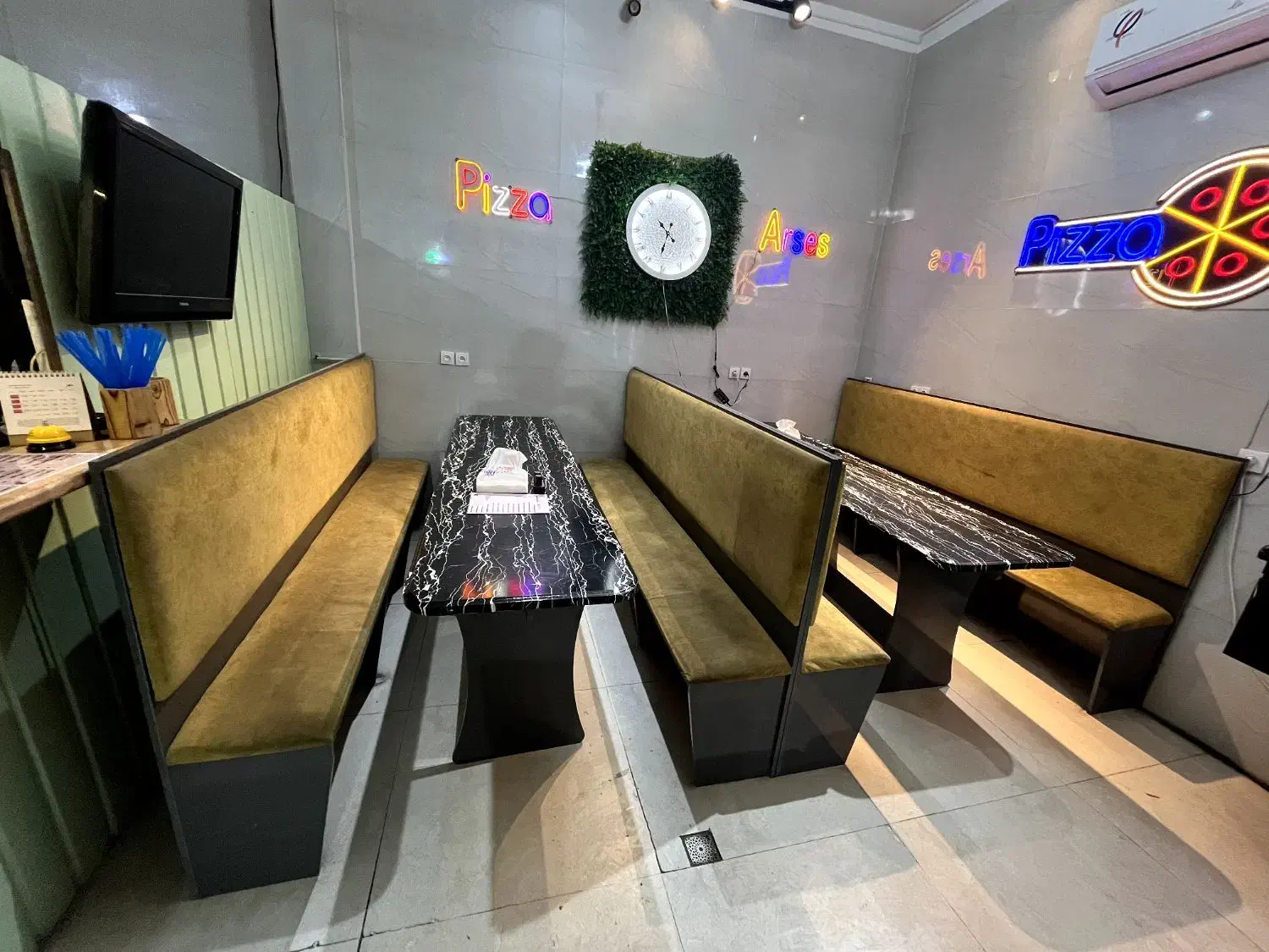 میز و صندلی رستورانی|کافی‌شاپ و رستوران|کرمانشاه, |دیوار