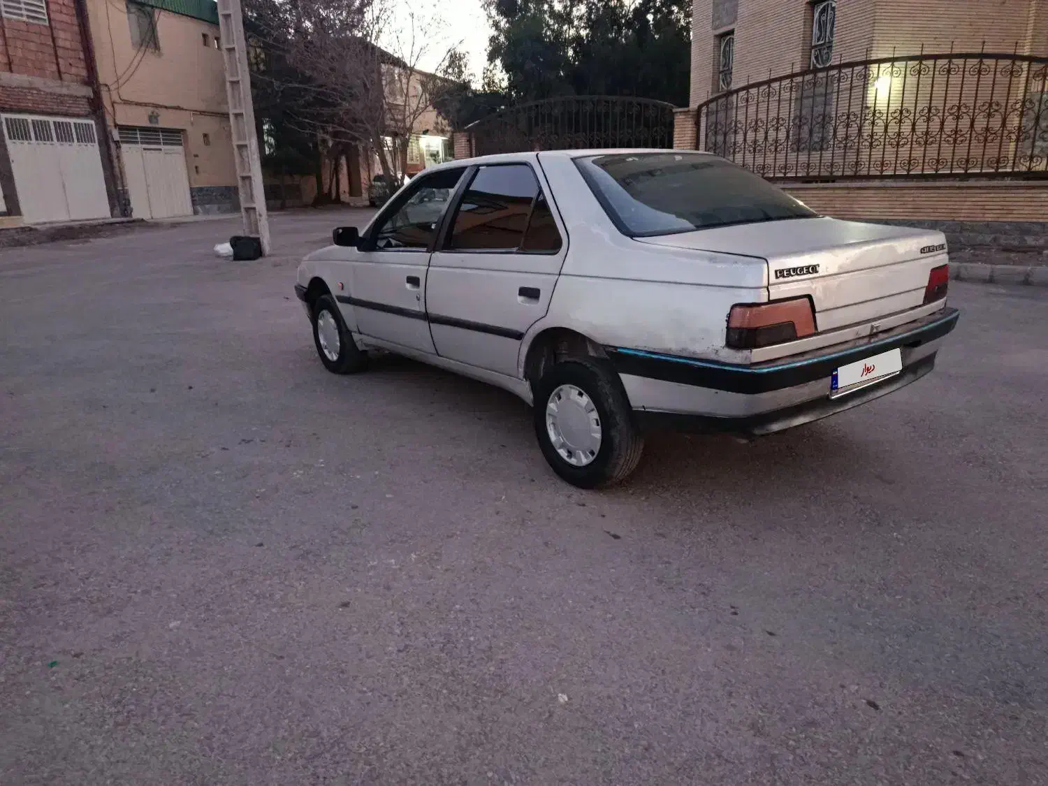 پژو ۴۰۵|خودرو سواری و وانت|کرمان, |دیوار