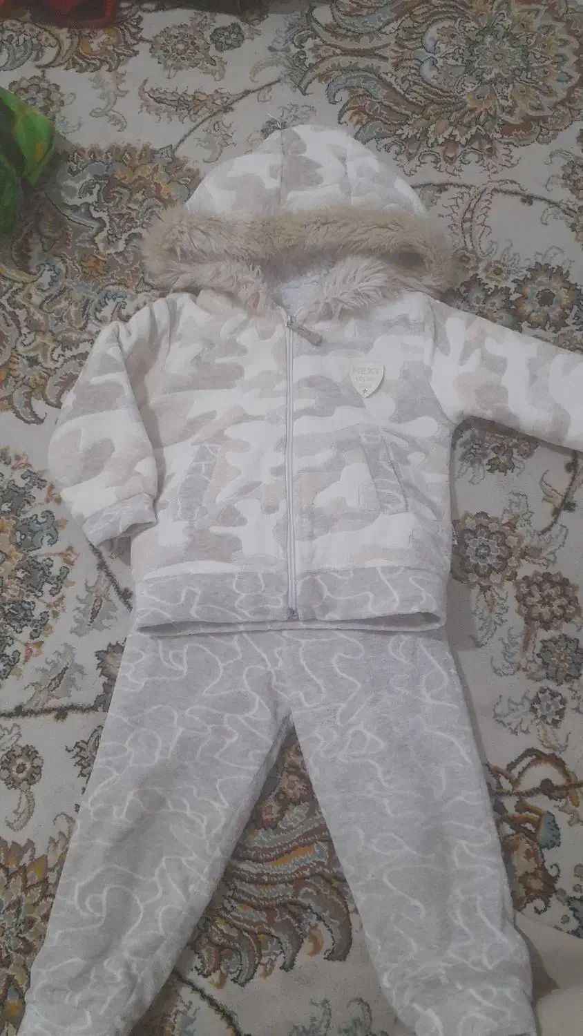 لباس|کفش و لباس بچه|محمدشهر, محمدشهر|دیوار