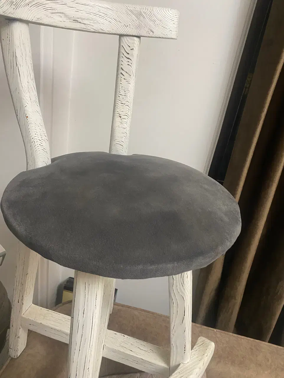 صندلی|میز و صندلی غذاخوری|رشت, رشتیان|دیوار