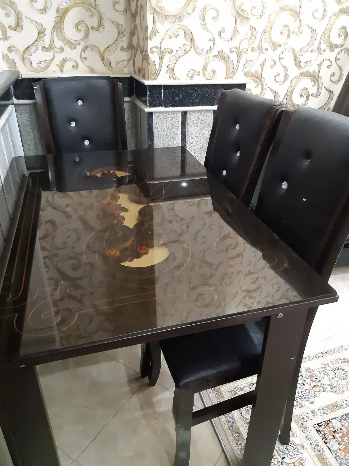 میز غذاخوری همراه صندلی|میز و صندلی غذاخوری|خوی, |دیوار