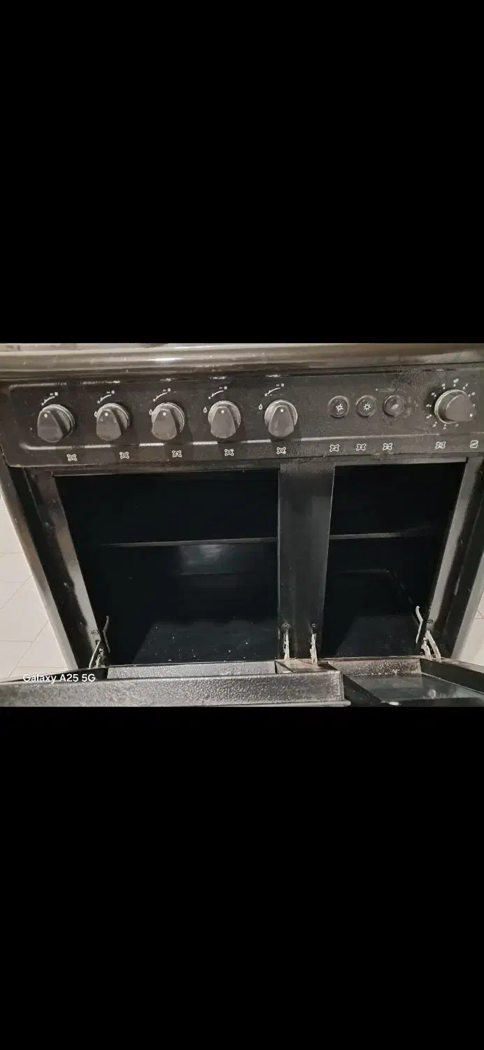 باسلام  گاز 5شعله طرح فر شرکت پارس یک سال کار کرده|اجاق گاز و لوازم برقی پخت‌وپز|کنار تخته و کمار, |دیوار