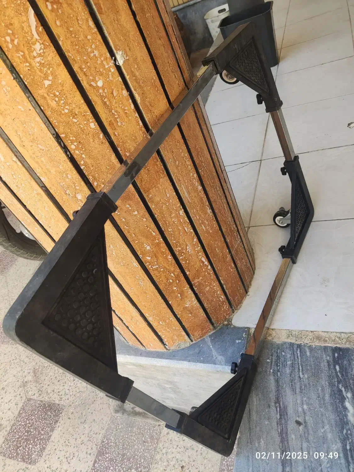 پایه متحرک|سایر لوازم برقی|لار, |دیوار