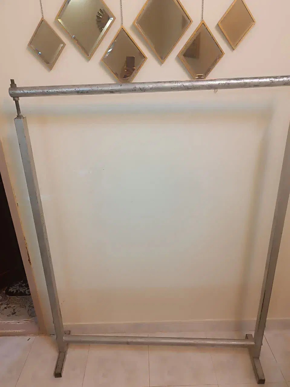 دار قالی|فرش|خرمآباد, |دیوار