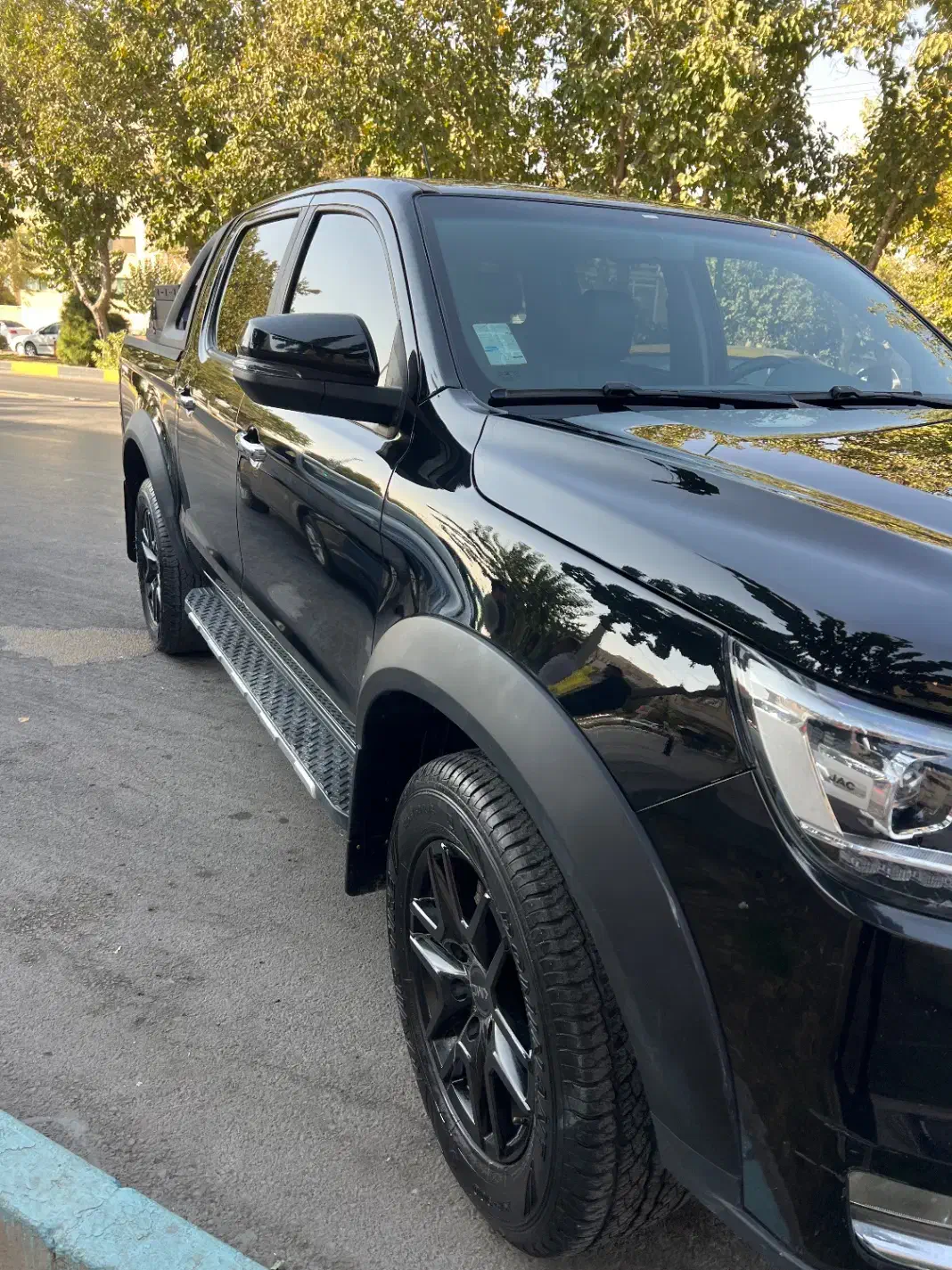 کی ام سی T8 مدل 1402|خودرو سواری و وانت|اصفهان, شهید رجایی|دیوار