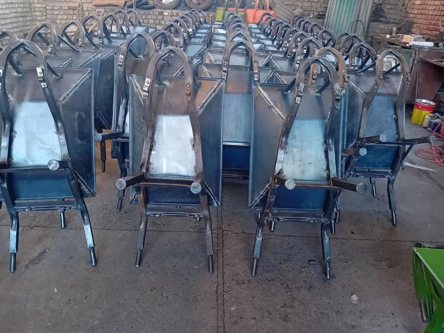 فرغون سفارشی|ابزارآلات|اصفهان, گرکان|دیوار