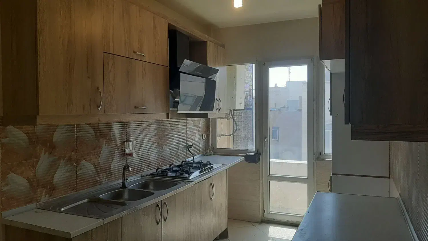 ۵۵ متر اجاره ای  آپارتمان کمیل