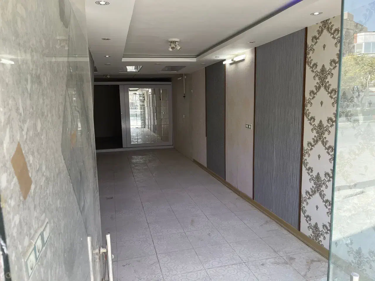 مغازه کرایه ای ولایت|اجارهٔ مغازه و غرفه|مبارکه, |دیوار