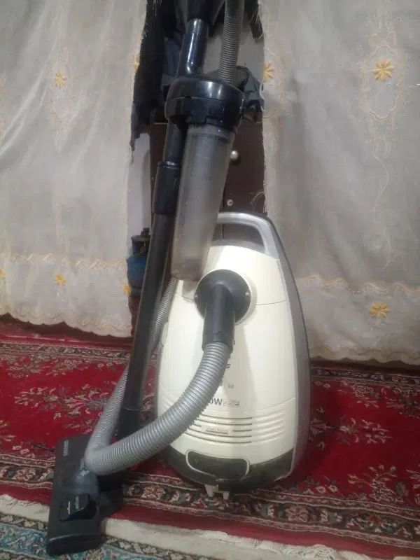 جاروبرقی سامسونگ ۲۰۰۰وات بدون خط وخش تمیز درحدنو|جاروبرقی، جارو شارژی، بخارشو|تهران, اتابک|دیوار