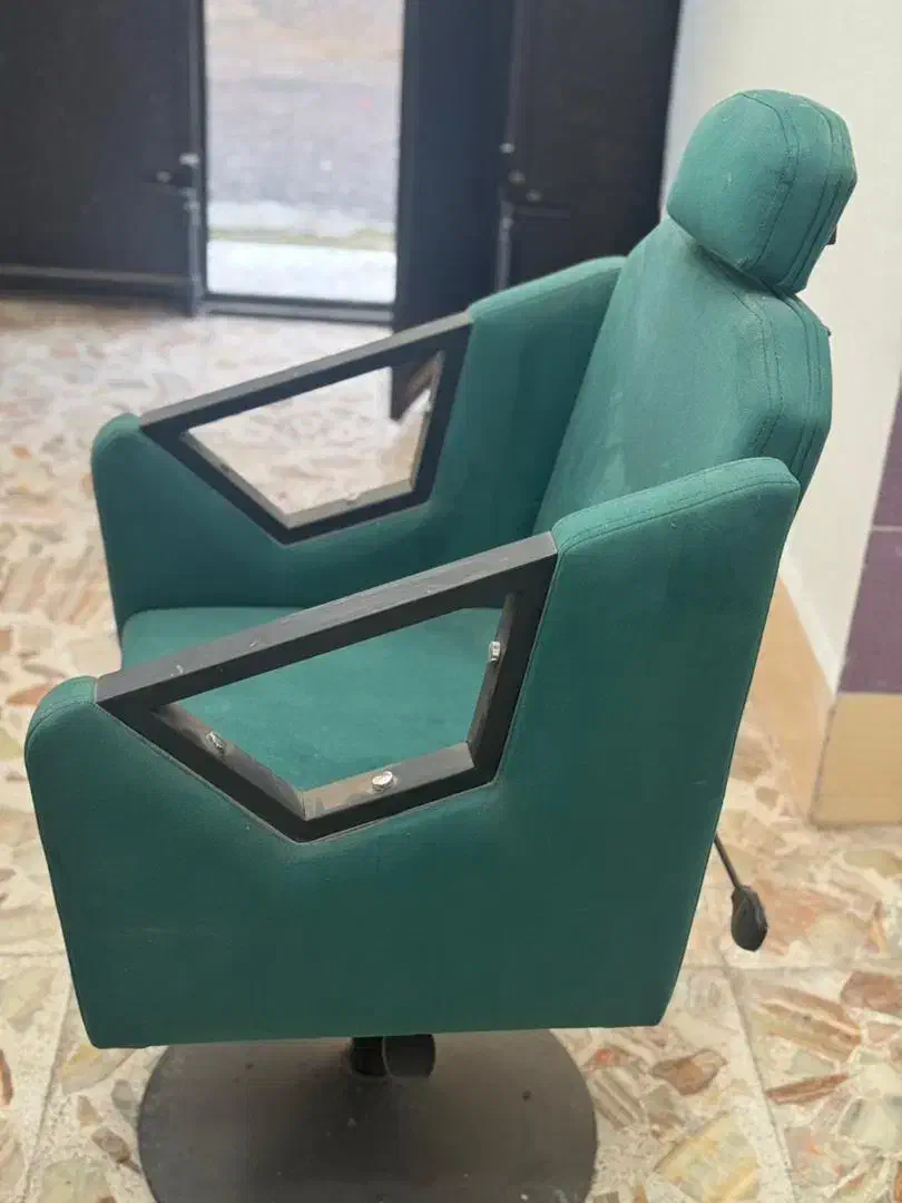 فروش صتدلی سالن زیبایی|آرایشگاه و سالنهای زیبایی|رشت, استقامت ۱|دیوار