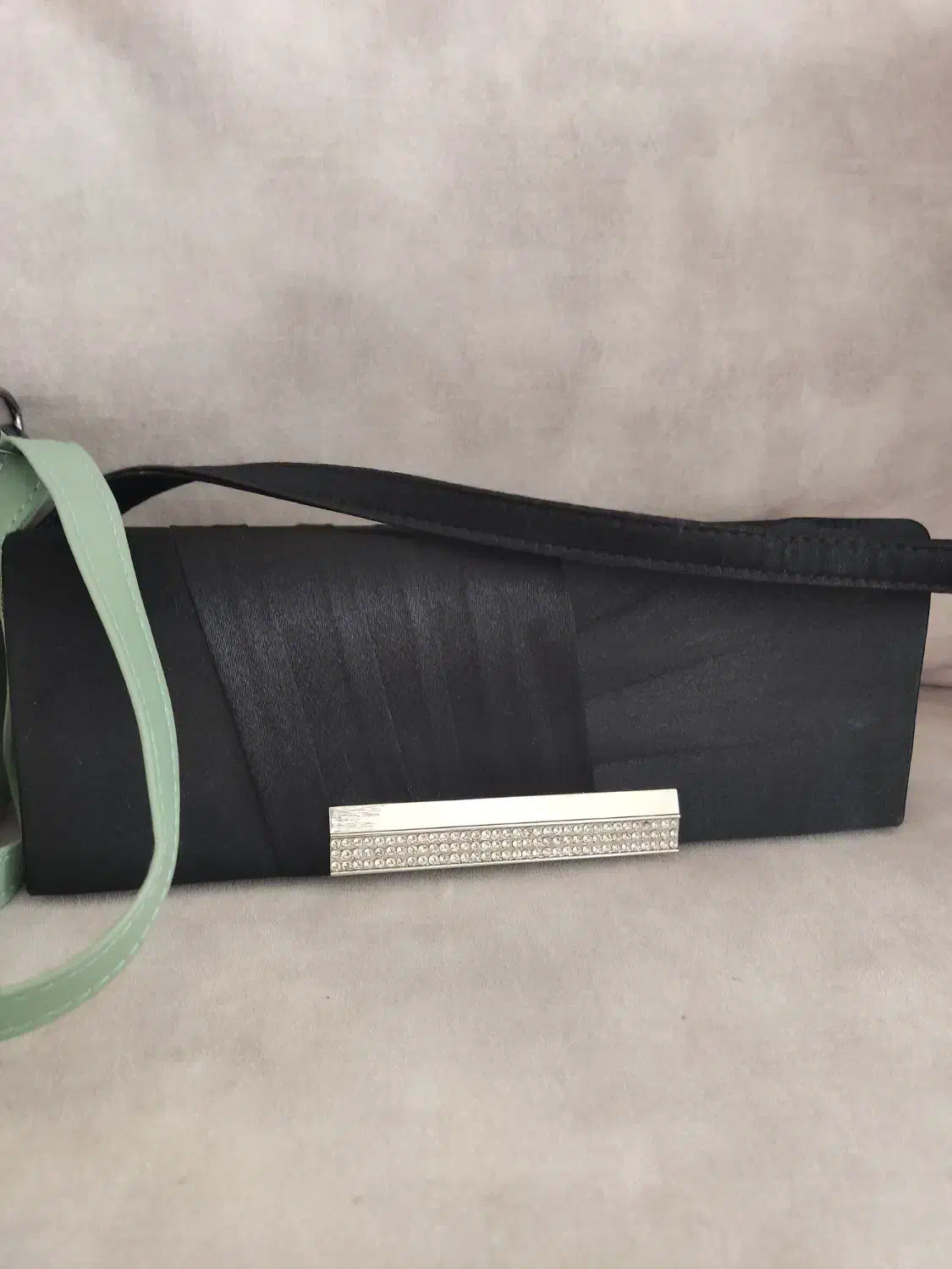 کیف نو یک بار هم استفاده نشده|کیف، کفش، کمربند|بروجرد, |دیوار