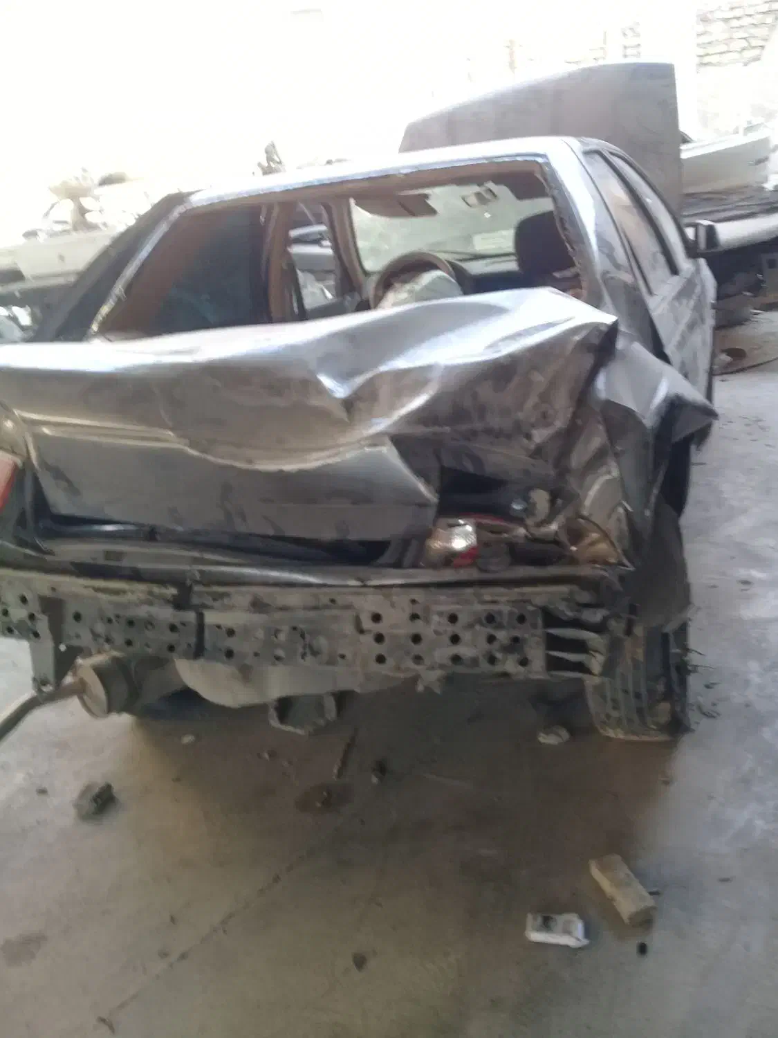 پژو ۴۰۵ تصادفی|خودرو سواری و وانت|کازرون, |دیوار