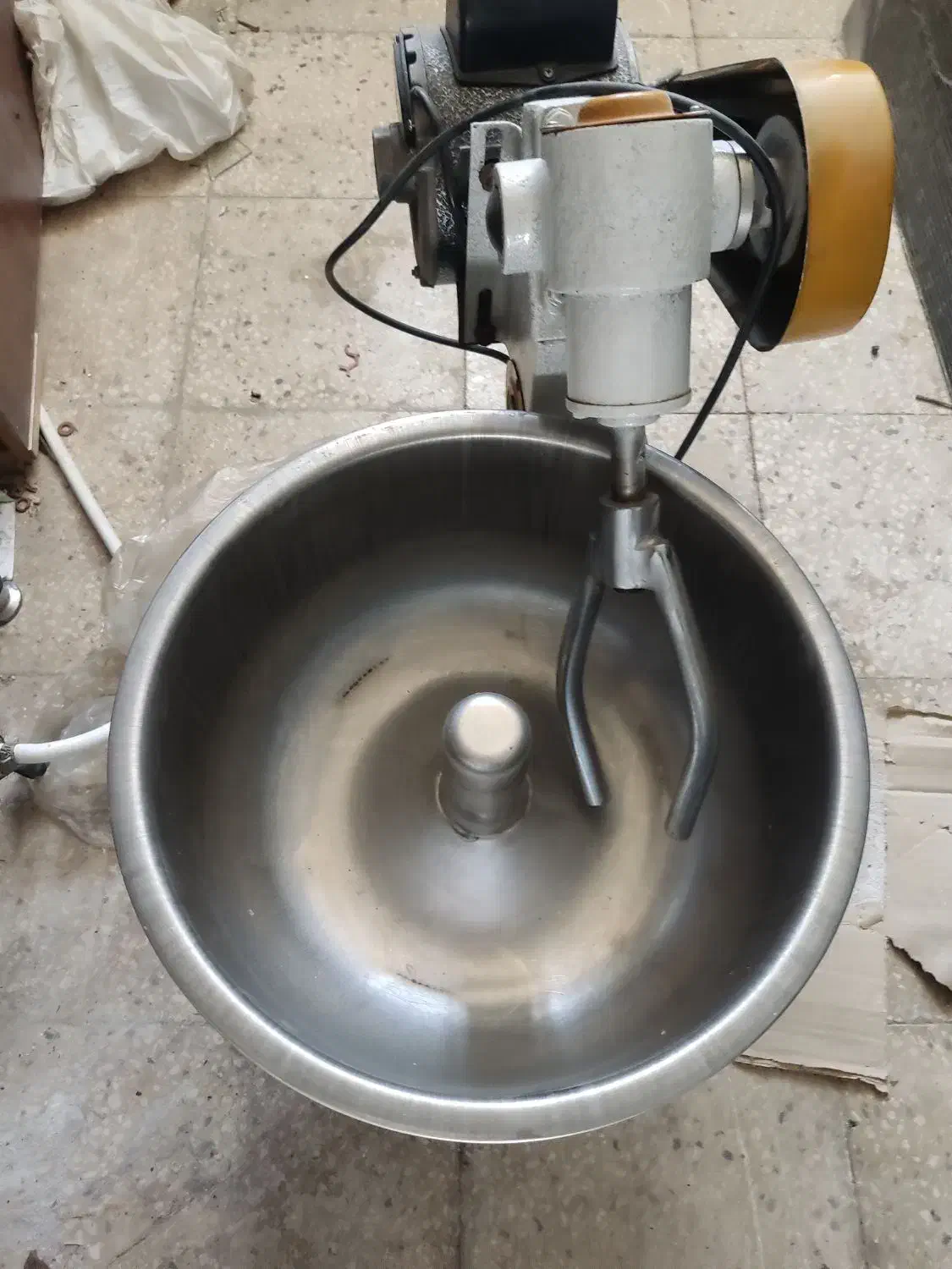 خمیر کن صنعتی|ماشین‌آلات صنعتی|شیراز, شهرک فرهنگیان|دیوار