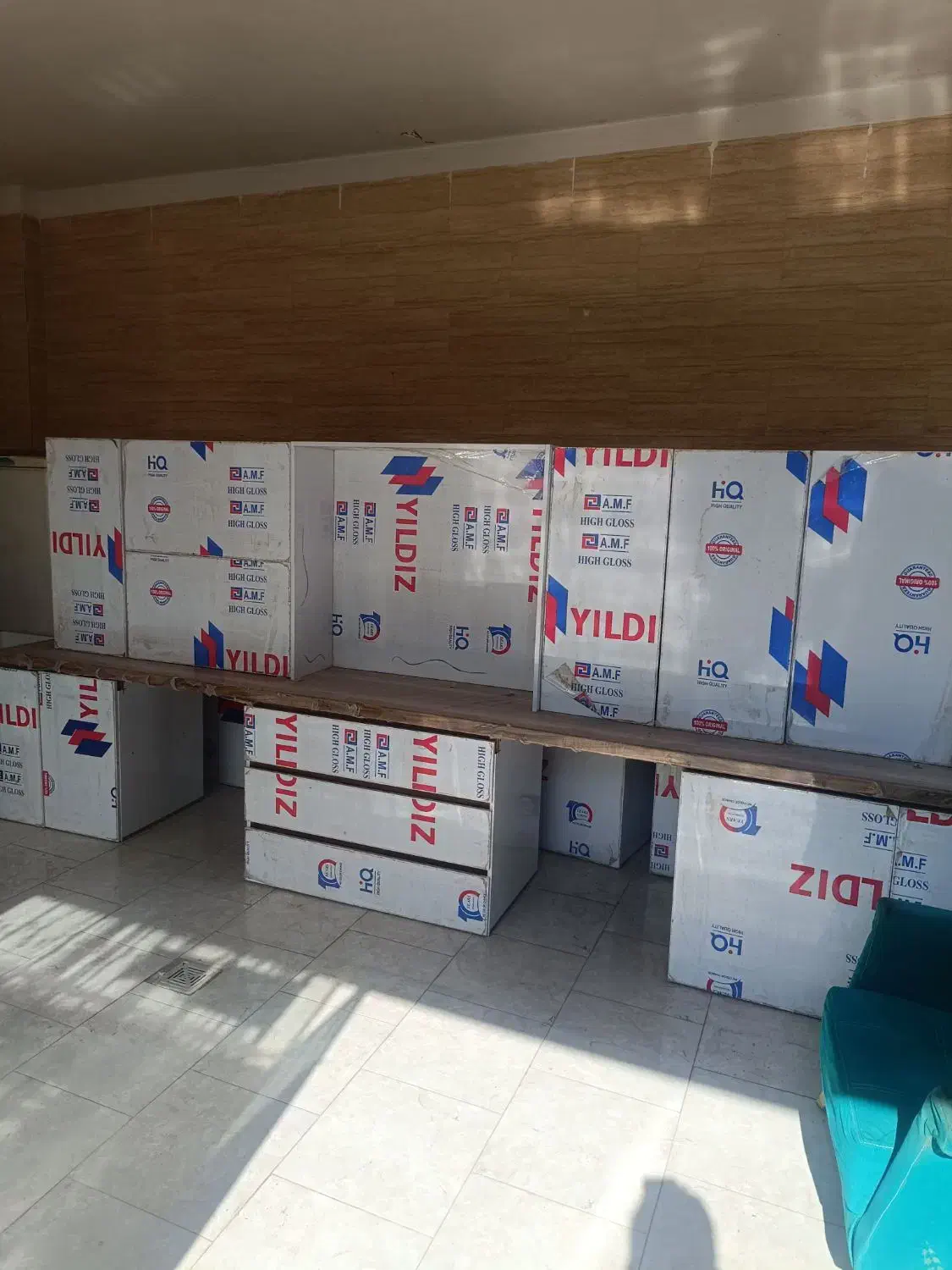 ۱۰ متر کابینت هایگلاس برند (yildiz) دستگیره مخفی|مصالح و تجهیزات ساختمان|کرج, ساسانی (قلمستان)|دیوار