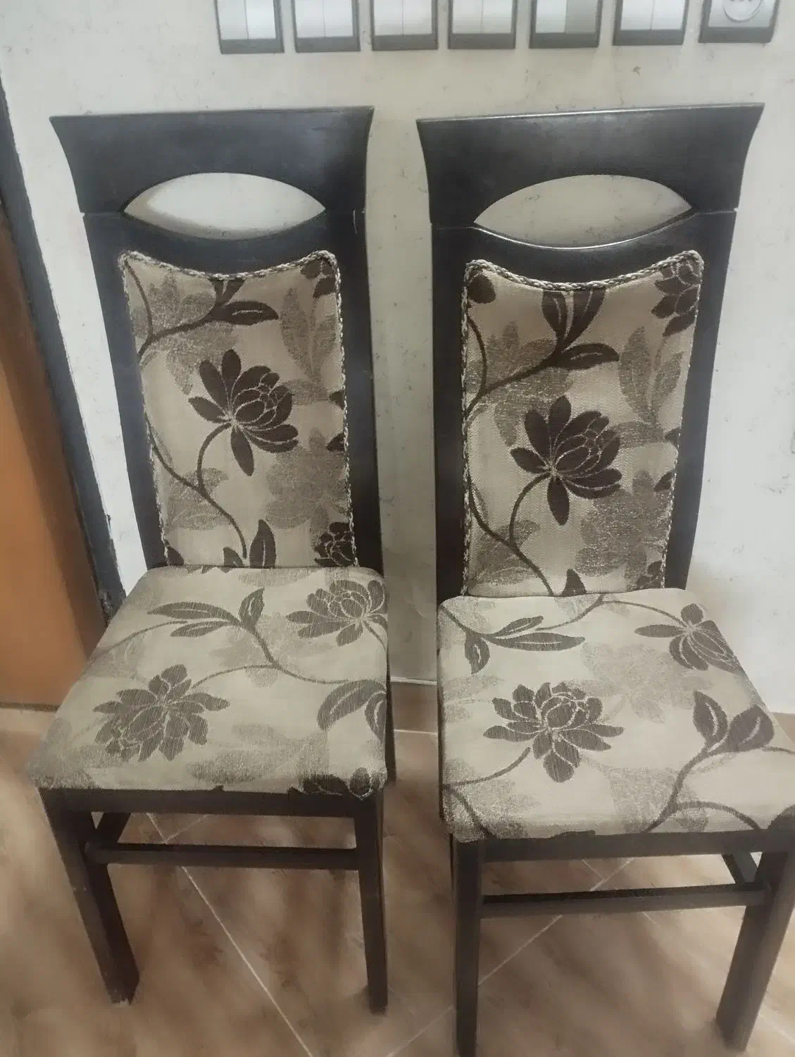 صندلی چوبی|صندلی و نیمکت|اصفهان, عمان سامانی|دیوار