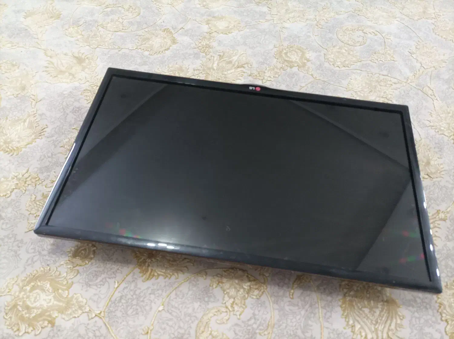 تلویزیون ۳۲ اینچ ال جی|تلویزیون و پروژکتور|فولادشهر, C7|دیوار