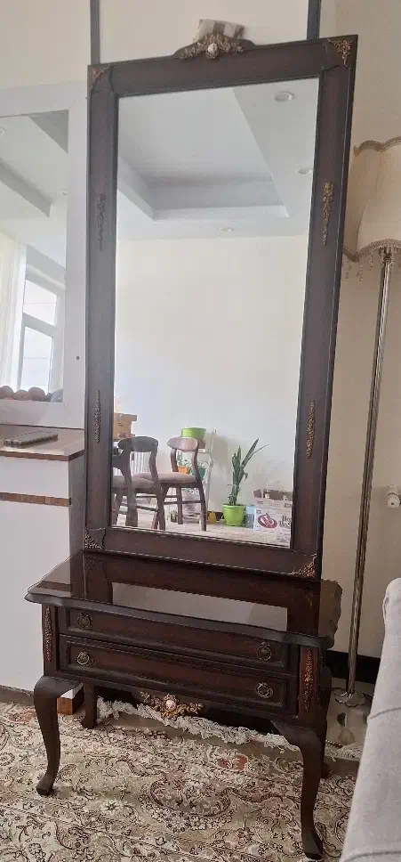 میز کنسول و آیینه|بوفه، ویترین، کنسول|کرج, باغستان|دیوار