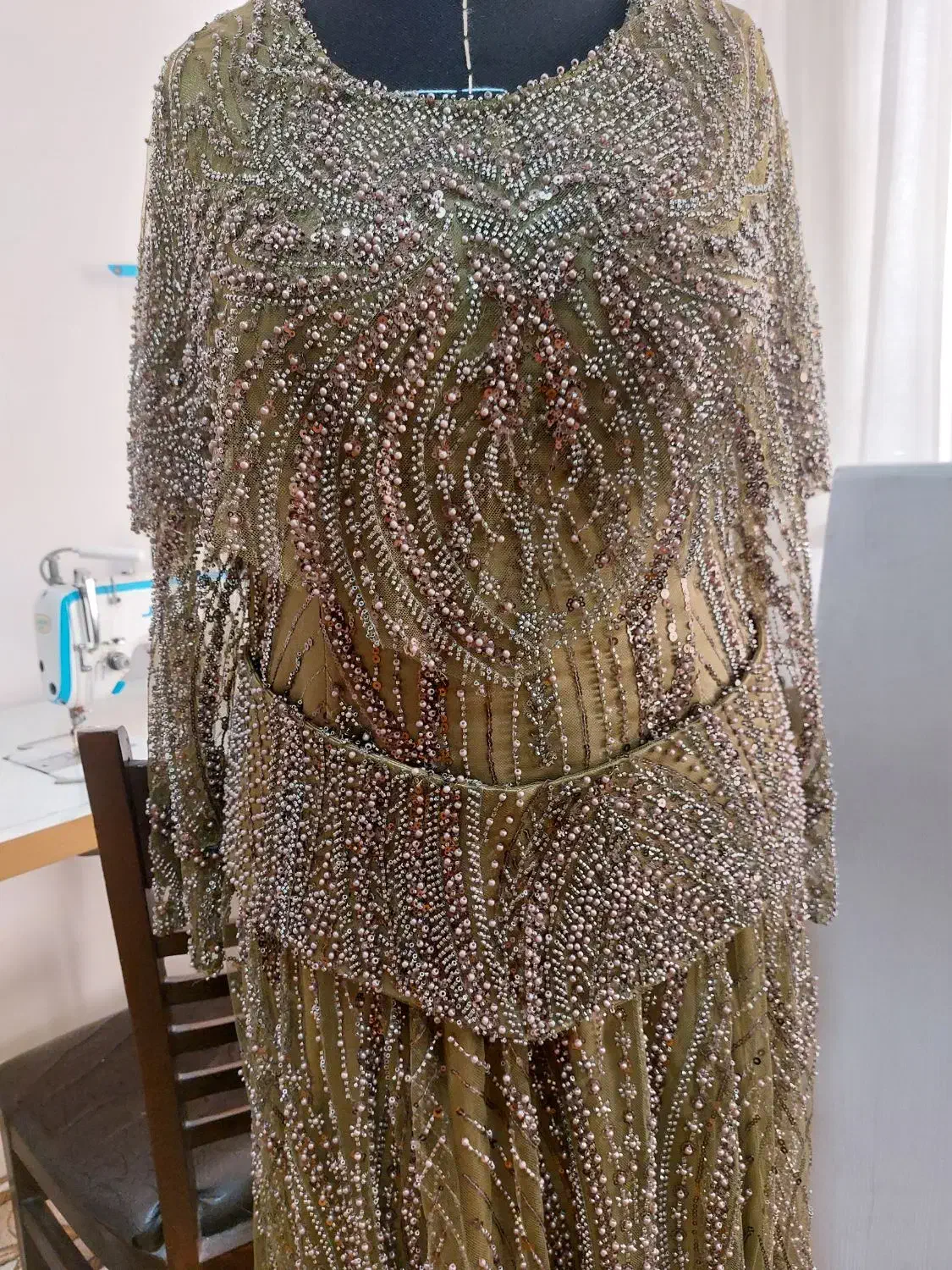 لباس کوردی سنندجی|لباس|قدس, شهرقدس|دیوار