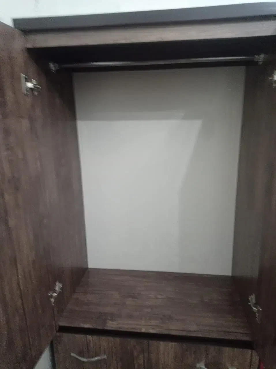 میز و تخت|تخت و سرویس خواب|تهران, تسلیحات|دیوار