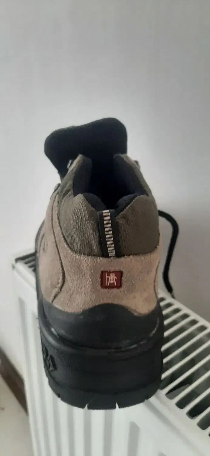 کفش کوهنوردی زنانه ۳۸|کیف، کفش، کمربند|تهران, شهید رجایی|دیوار