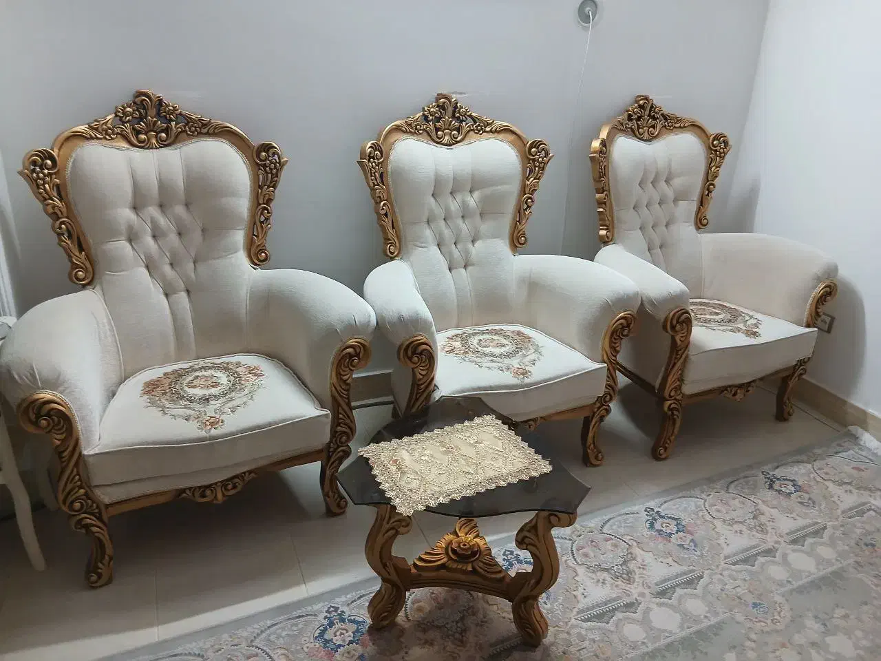 مبل سلطنتی|مبلمان خانگی و میز عسلی|اسفراین, |دیوار