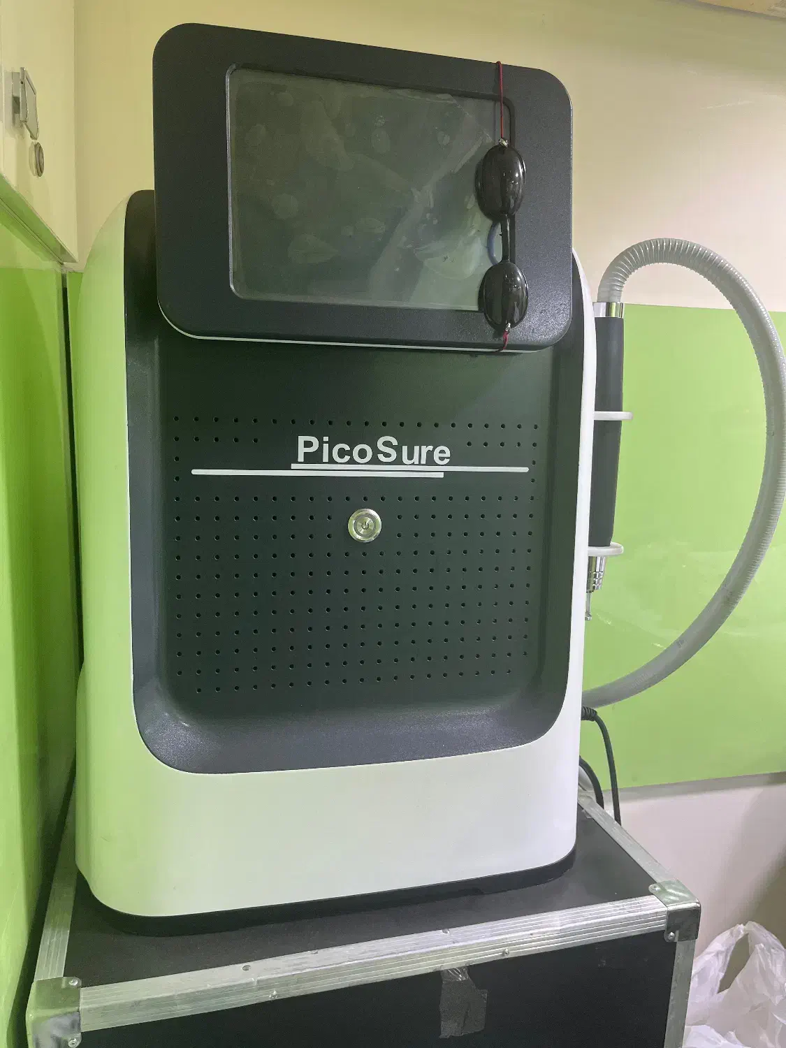 فروش دستگاه کیوسوئیچ پیکوشور/لیزر تتو|پزشکی|رشت, نامجو|دیوار