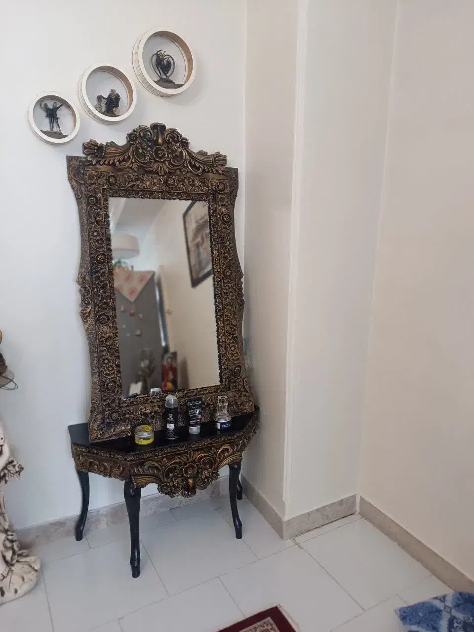 میز آرایش صیح سالم|آینه|قدس, شهر‌قدس|دیوار