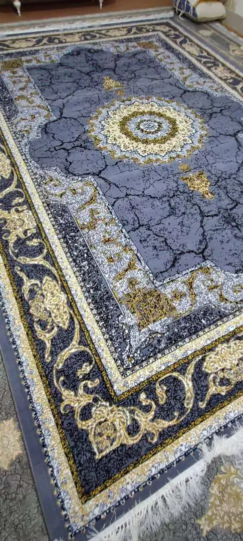 فروش و تعویض فرش نو با کهنه درب منزل شما|فرش|قیروکارزین, |دیوار