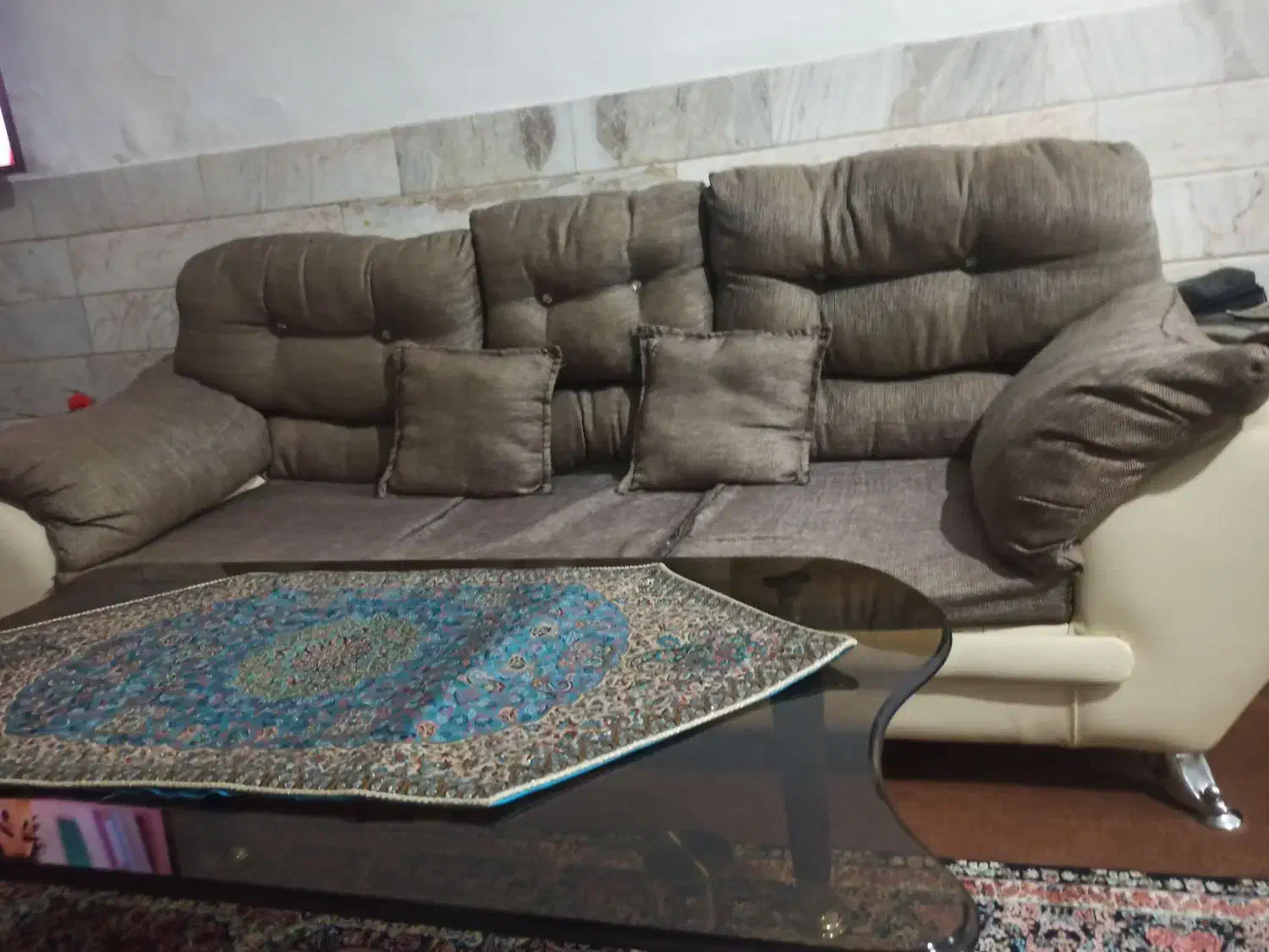 مبل راحتی|مبلمان خانگی و میز عسلی|قم, علی آباد سعدگان|دیوار