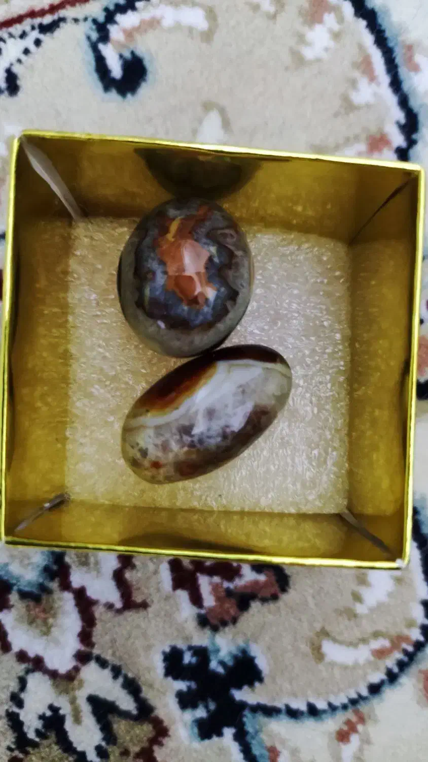 مهره عقیق|جواهرات|اصفهان, باغ زیار|دیوار