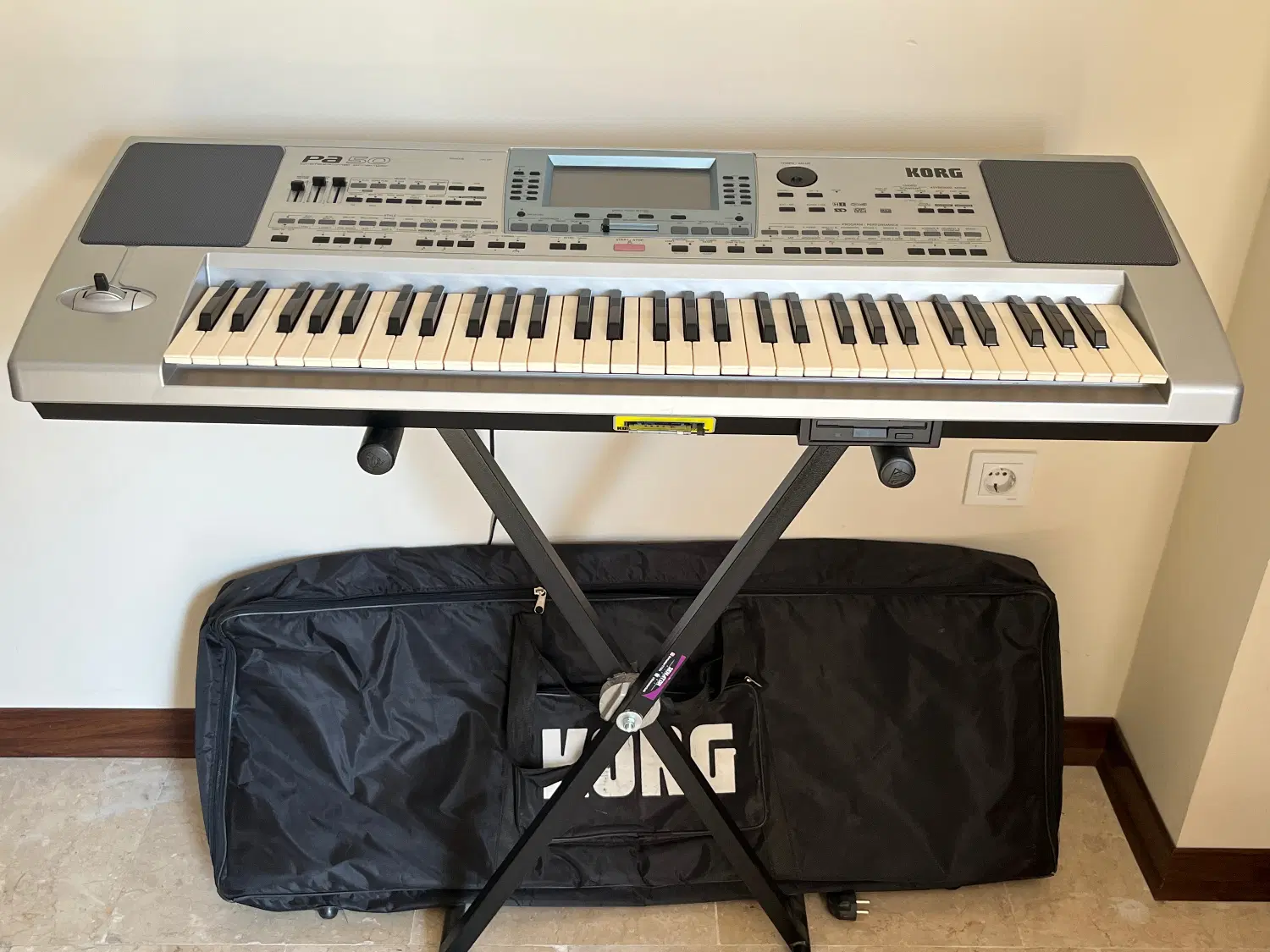 Korg pa50|پیانو، کیبورد، آکاردئون|تهران, علم و صنعت|دیوار