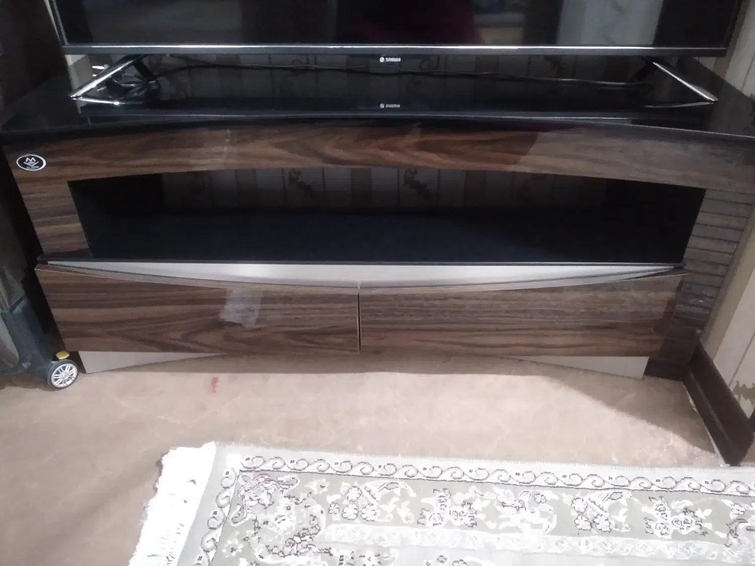 فروشی|میز تلویزیون|فردیس, نگارستان|دیوار